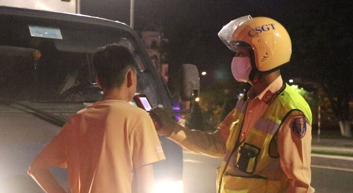 Phạt cảnh cáo vi phạm giao thông trong trường hợp nào?