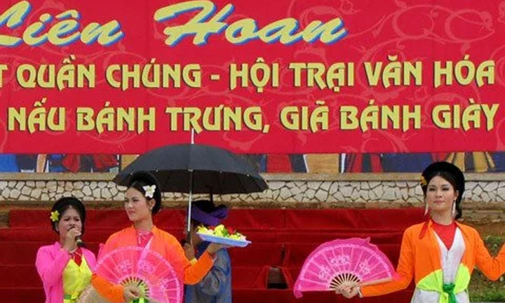 ‘Bánh chưng’ chứ không phải ‘bánh trưng’