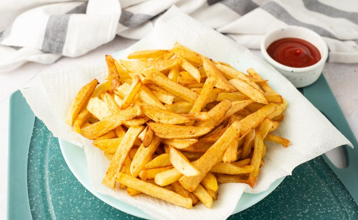 Mẹo chiên khoai tây chiên vàng, giòn, để lâu không ỉu