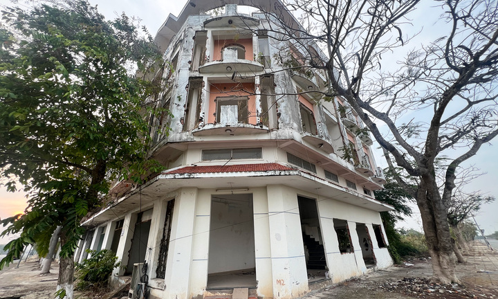 Tây Ninh: Cảnh hoang tàn của loạt shophouse tại cửa khẩu Mộc Bài 