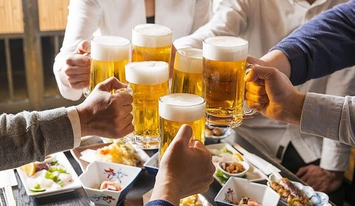 Uống rượu bia ngày Tết thế nào để ít gây hại nhất cho cơ thể?