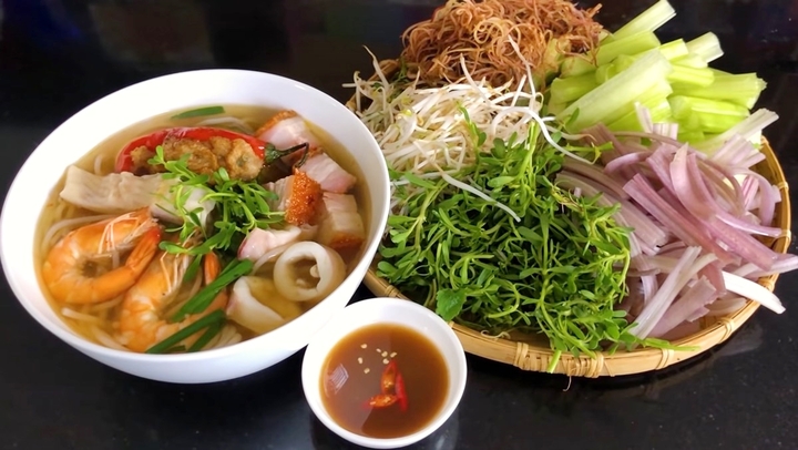 Những món ngon giá bình dân không nên bỏ lỡ khi ghé TP.HCM