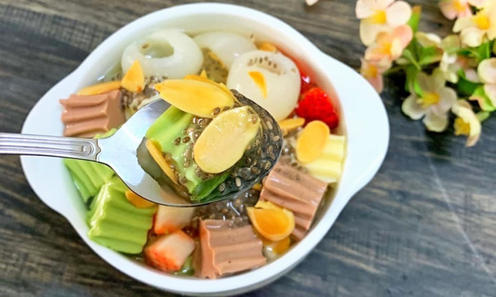 Quán chè khúc bạch ngon, giá bình dân ở TP.HCM 