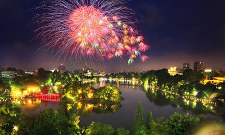 Các điểm ngắm pháo hoa Hà Nội Tết Giáp Thìn 2024