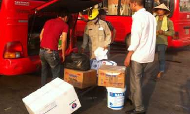 Mang hóa chất độc hại trên xe khách có bị xử phạt?