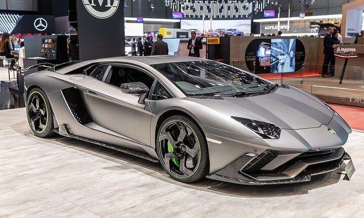 Bảng giá ô tô Lamborghini mới nhất tháng 2/2024