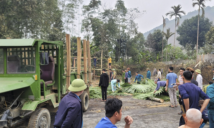 Rò rỉ bình gas, ngôi nhà sàn ở Yên Bái cháy rụi ngày đầu năm