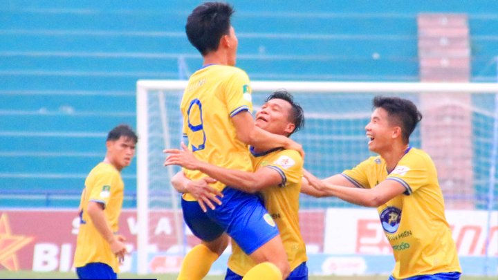 Kết quả giải Hạng Nhất: CLB Phú Thọ thua Đồng Tháp, tiếp tục đứng cuối bảng