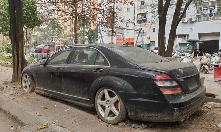 Vì sao không di chuyển xe một thời gian dài sẽ gây hại cho lốp?