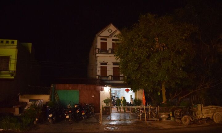 Điều tra vụ chồng sát hại vợ rồi tự gây thương tích