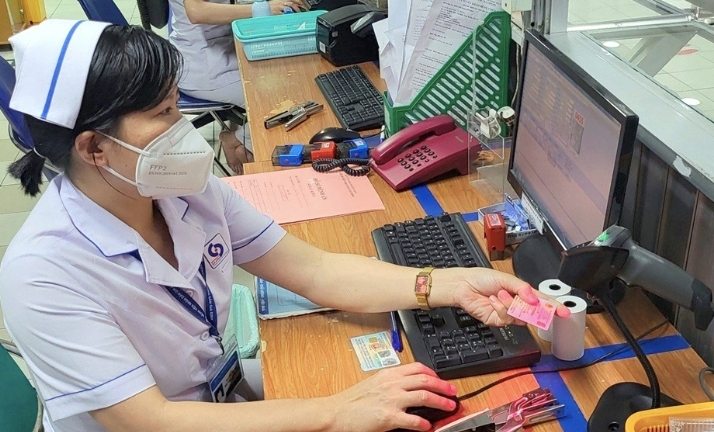 ĐBQH đề xuất mở rộng khám chữa bệnh BHYT bằng căn cước gắn chip, Bộ Y tế nói gì?