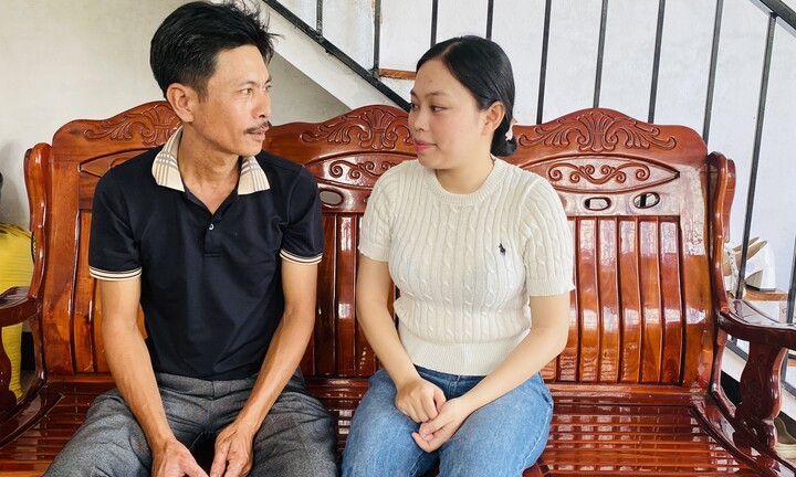 'Cất' bằng đại học, cô gái 10X xứ Quảng xung phong lên đường tòng quân