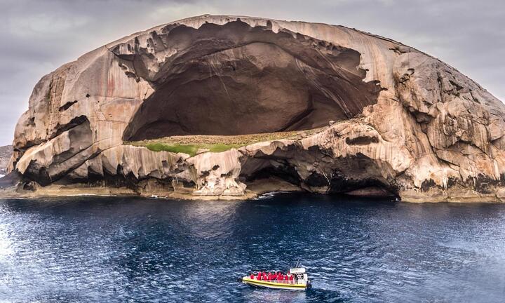 Đảo đầu lâu cô độc có sức hút lạ kỳ, chỉ 9 người từng đặt chân tới