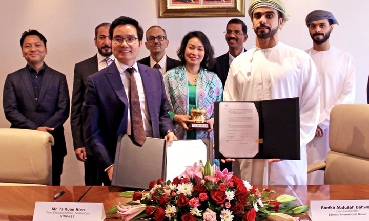 VinFast ký thỏa thuận mở đại lý phân phối xe điện đầu tiên tại Trung Đông