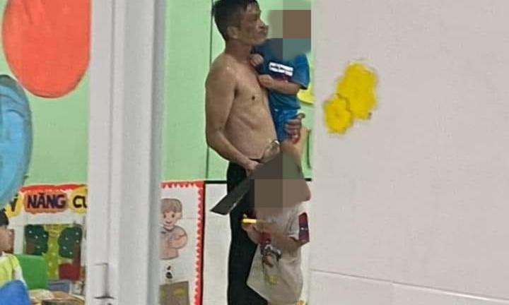 Bắt giữ kẻ cầm dao vào trường mầm non ở Tiền Giang khống chế 2 bé trai