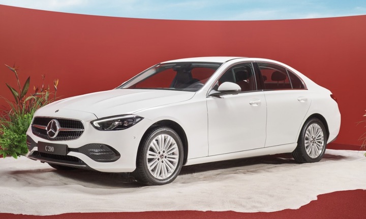 Nhiều ô tô hạ giá đầu tháng 3, có xe giảm hơn 700 triệu đồng