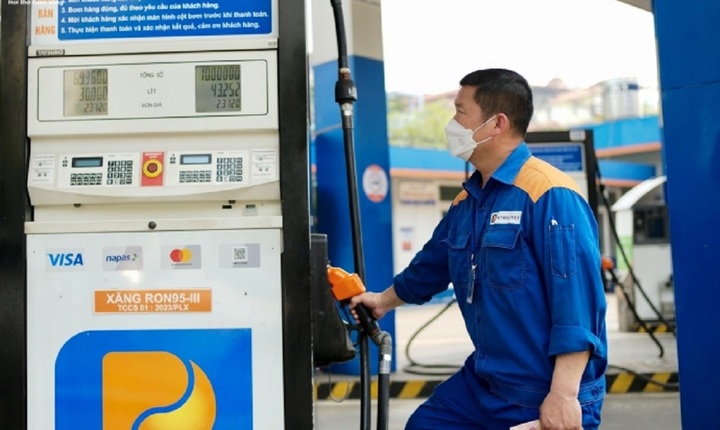 Giá xăng dầu hôm nay 3/3: Giảm nhẹ