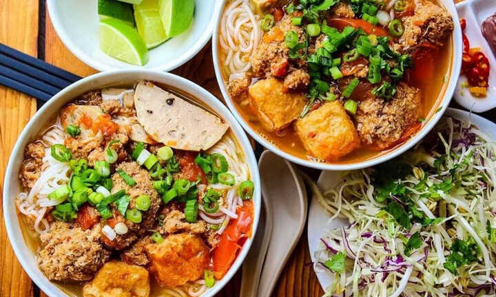 Top quán bún riêu ngon ở Quận 5, TP.HCM