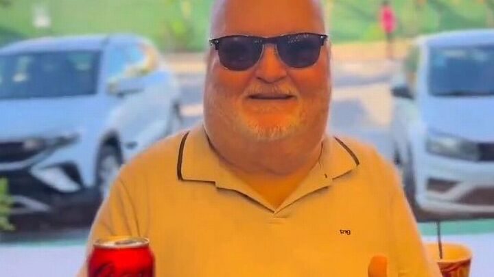 Người đàn ông uống Coca-Cola thay nước suốt 50 năm