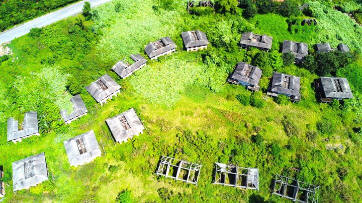 Rợn người thâm nhập những khu biệt thự 'ma' trên núi Sơn Trà