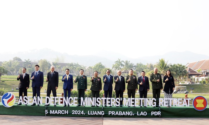 Hội nghị ADMM Hẹp: Hợp tác quốc phòng ASEAN vì hòa bình, an ninh và tự cường