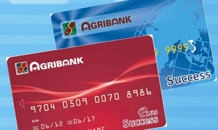 Phí thường niên Agribank thế nào?