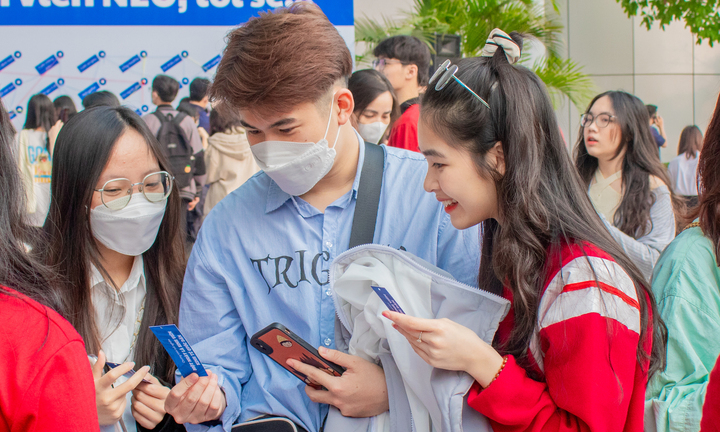 Trải nghiệm một ngày làm sinh viên trường Đại học Kinh tế Quốc dân