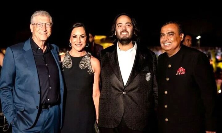 Tỉ phú Bill Gates thăm đỉnh Bàn Cờ, ngắm cảnh Đà Nẵng