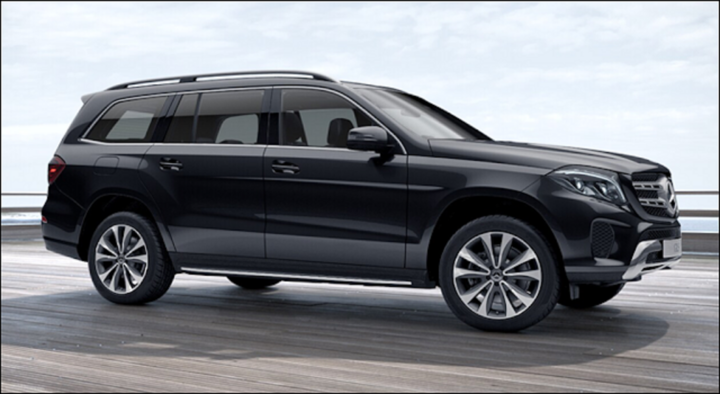 Ngân hàng rao bán ô tô Mercedes-Benz, giá khởi điểm hơn 4,5 tỷ đồng