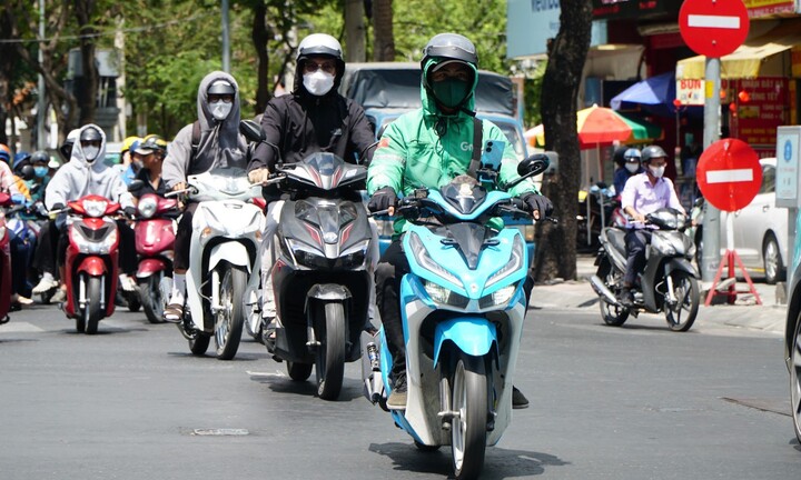 Thời tiết TP.HCM hôm nay 17/1: Ngày nắng, chỉ số UV ở ngưỡng gây hại cao