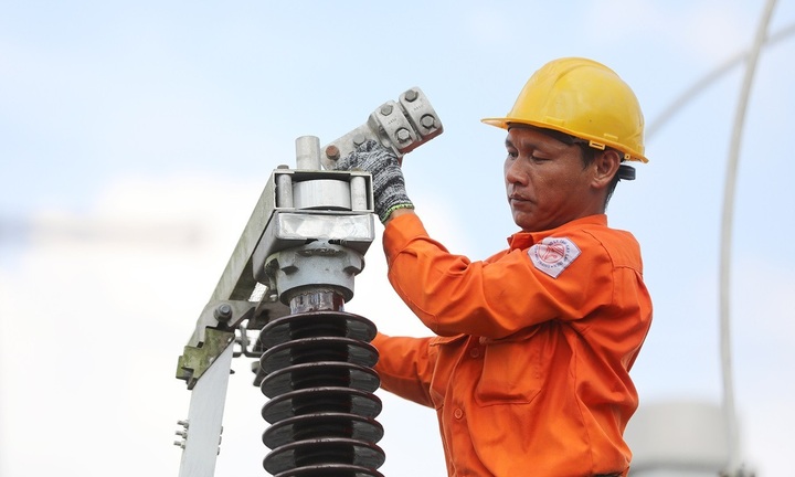 EVN được quyền quyết định giá điện tăng dưới 5%