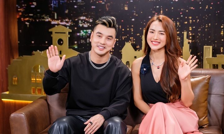 Ưng Hoàng Phúc kể lại thời gian không đủ sức để hát, bán hết tài sản để trị bệnh