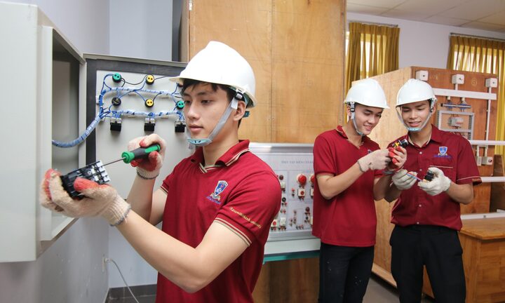 Ngành Cơ điện tử mang lại mức thu nhập hấp dẫn