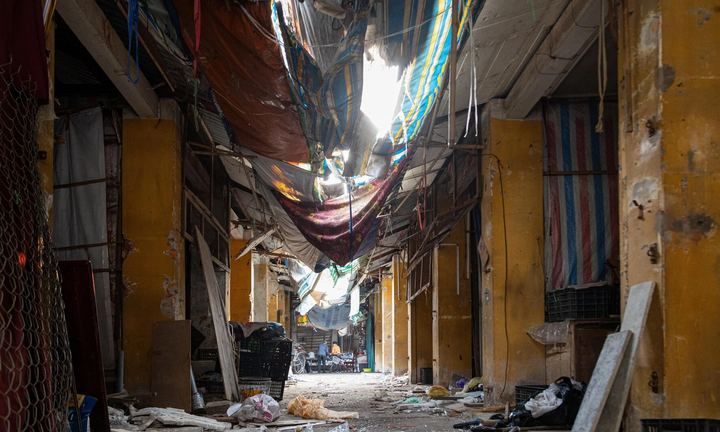 Cảnh ngổn ngang, tan hoang trong chợ Mai Động chờ ngày bị 'khai tử'