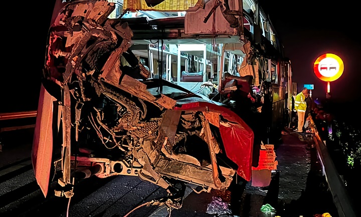 Tai nạn nhiều người thương vong trên cao tốc Cam Lộ - La Sơn: Khởi tố vụ án