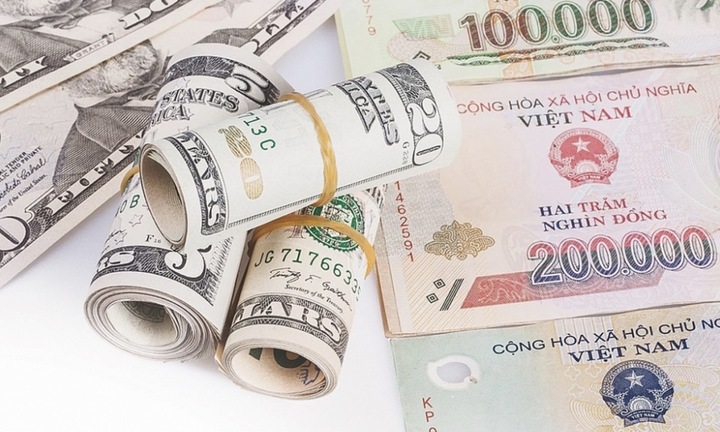 Giá USD ngân hàng cao kỷ lục