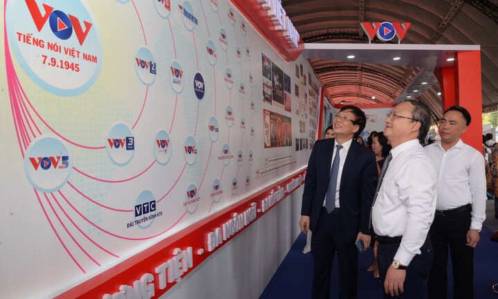 Đổi mới phát thanh trên nền tảng số là 'sống còn'