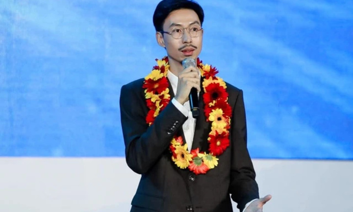 Đen Vâu được vinh danh Gương mặt trẻ Việt Nam tiêu biểu 2023