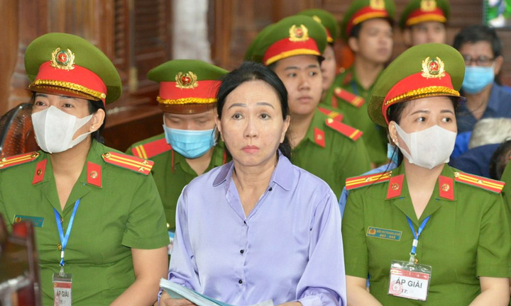 Trương Mỹ Lan đòi SCB trả tiền thuê nhà để khắc phục hậu quả