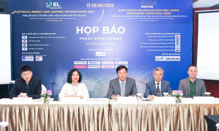 Hàng trăm thiết bị công nghệ được trưng bày tại triển lãm Contech Vietnam 2024