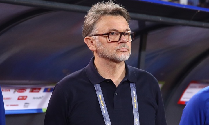 Tuyển Việt Nam thua bạc nhược Indonesia, VFF có sa thải HLV Troussier?