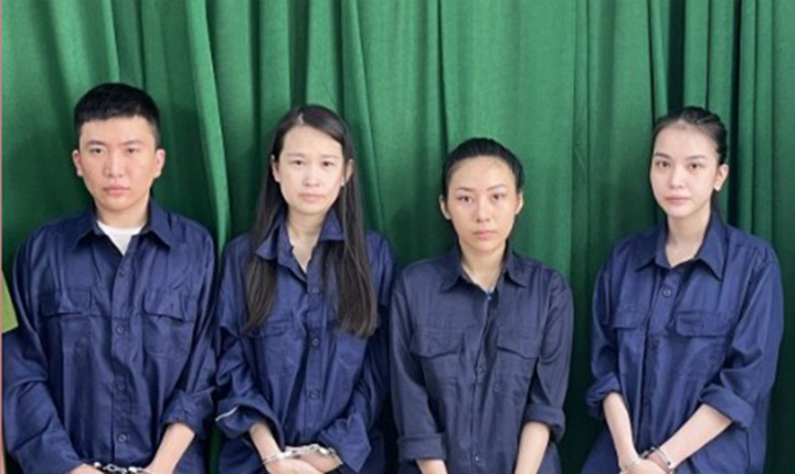 Nhà hàng ở TP.HCM cho tiếp viên thoát y, bán dâm, thu lợi bất chính 10 tỷ/tháng