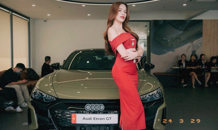 Ngắm cặp đôi Miss Grand 2023 khoe dáng bên xe điện Audi e-Tron GT