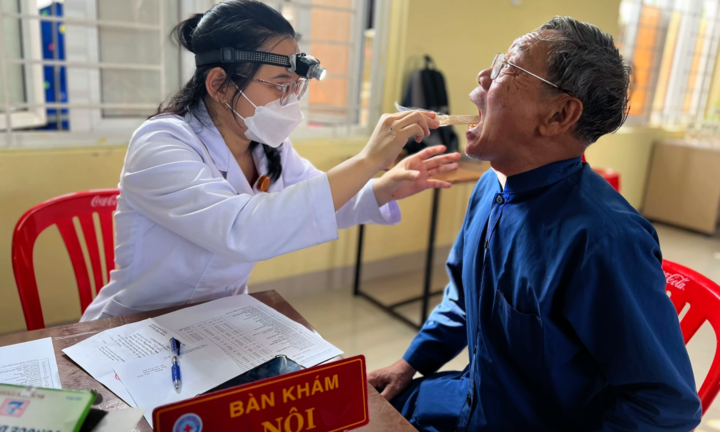 Hà Nội tăng giá 2.000 dịch vụ khám chữa bệnh