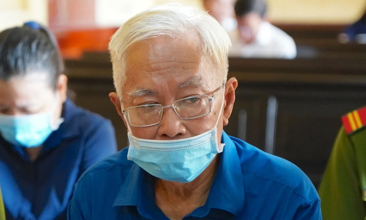 Cựu Tổng Giám đốc Ngân hàng Đông Á Trần Phương Bình lãnh 8 năm tù