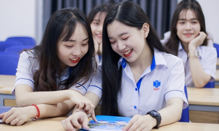 Hồ sơ xin việc online cần những thông tin gì?