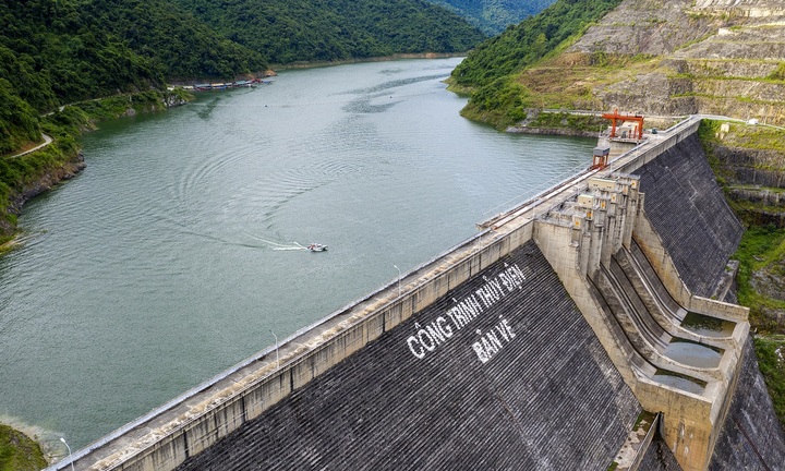 Năm 2024 dự báo nắng nóng kỷ lục, các hồ thủy điện có lo cạn nước?
