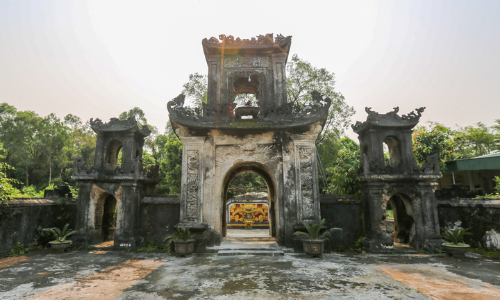 Ngôi đền 700 tuổi ở Hà Tĩnh ‘kêu cứu’