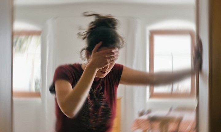 Chóng mặt thường gặp ở lứa tuổi nào?