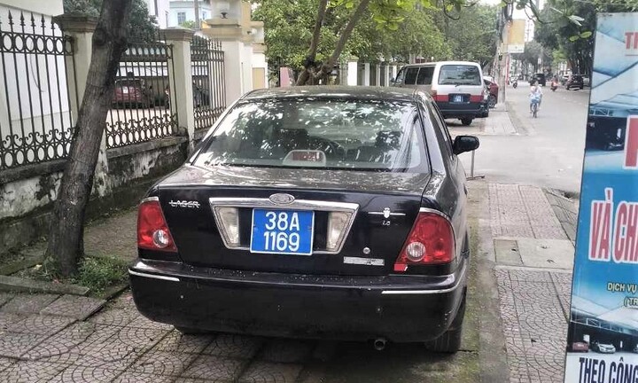 2 xe ô tô chung biển số xanh ở Hà Tĩnh: Nhiều cá nhân và tổ chức bị xử phạt